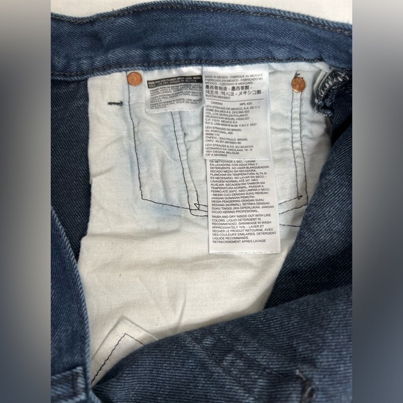 Levis 501 Jeans Mens Size 38X30 Blue Button Fly Black Tab Straight Leg Denim - Picture 6 of 10